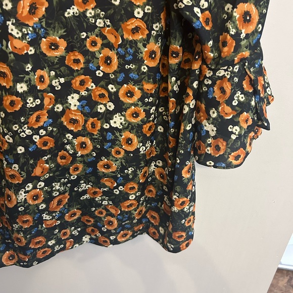 NWT Elsie & Zoey floral flowing top size L/XL - Picture 16 of 16